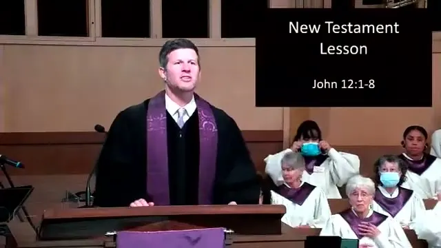 The preacher at the start of Worship service, April 3rd, 2022
