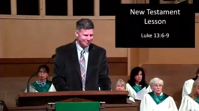The preacher at the start of Worship service, October 16th, 2022