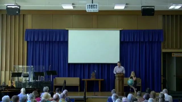 Rev. Dr. David G. Watermulder at the start of Prayers of the Bible: Petition and Praise