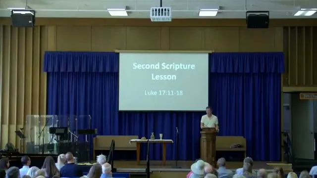 Rev. Dr. David G. Watermulder at the start of Prayers of the Bible: The Other Good Samaritan